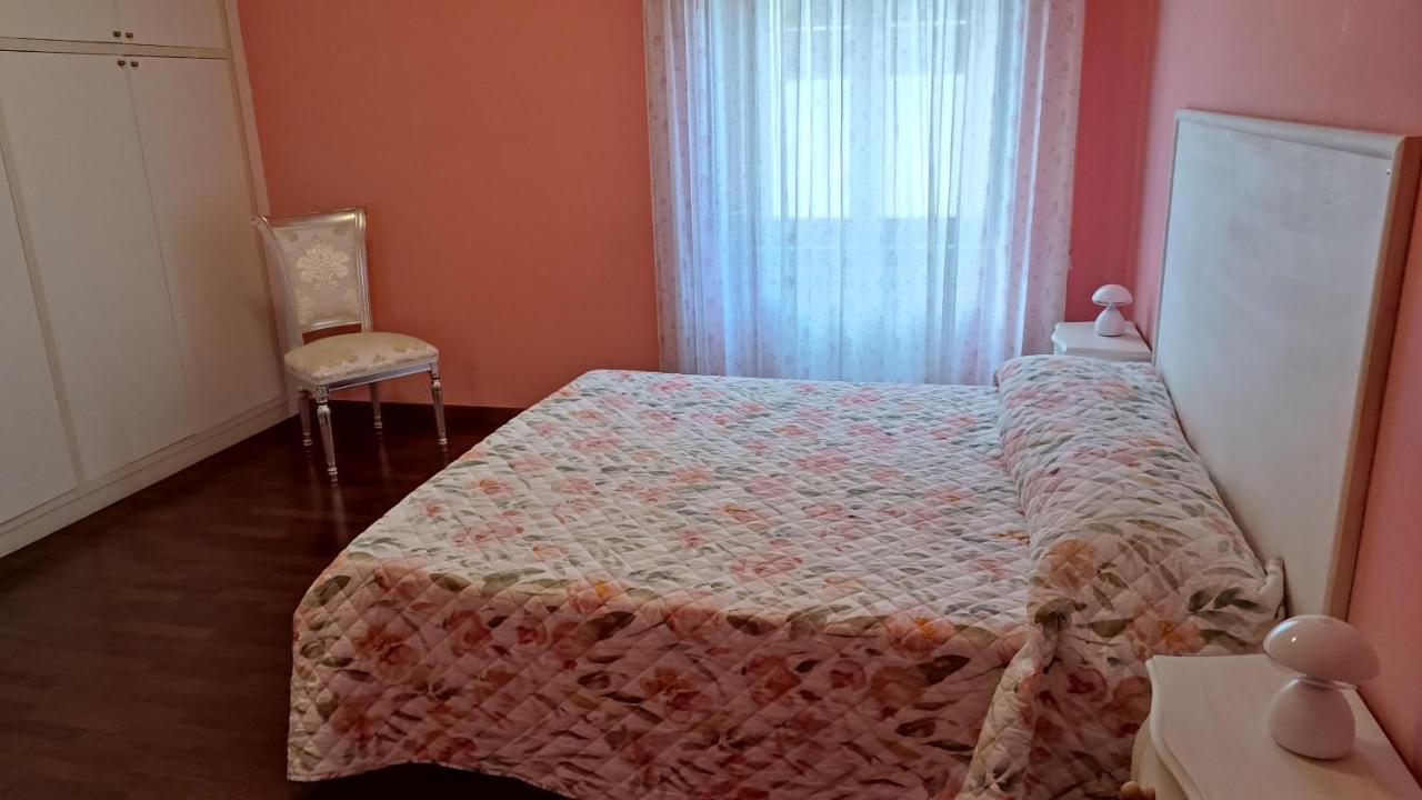 Casa Daniela Apartment บาญญี ดี ลุกกา ภายนอก รูปภาพ